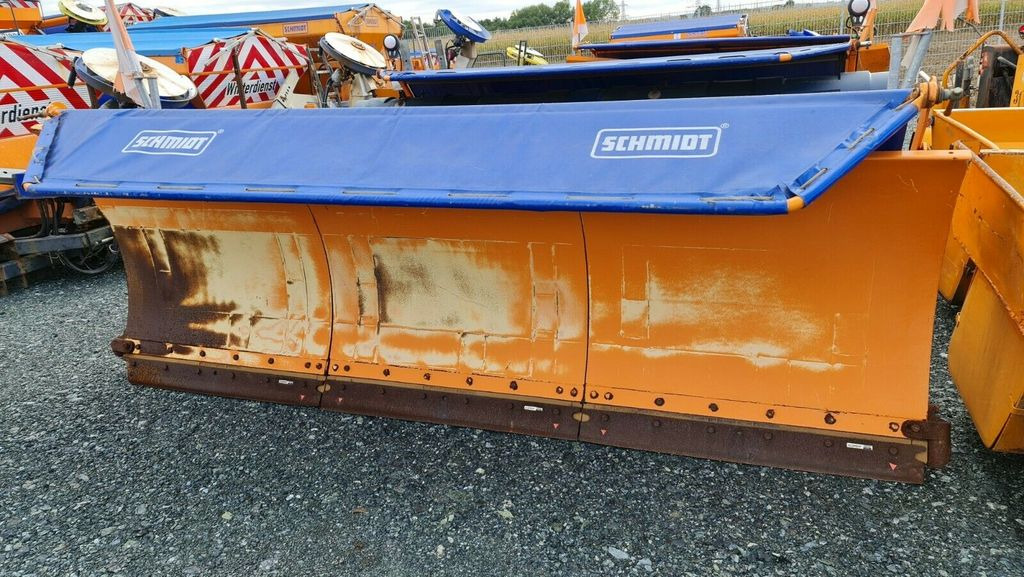 Schmidt STRATOS Streuer Winterdienst KÜPPER WEISSER Schmidt STRATOS Streuer Winterdienst KÜPPER WEISSER - Kallurauto: pilt 4 Schmidt STRATOS Streuer Winterdienst KÜPPER WEISSER Schmidt STRATOS Streuer Winterdienst KÜPPER WEISSER - Kallurauto: pilt 4