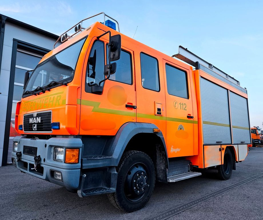 MAN 14.224 L80 4x4 Feuerwehr LF16 Ziegler - Veoauto: pilt 1 MAN 14.224 L80 4x4 Feuerwehr LF16 Ziegler - Veoauto: pilt 1