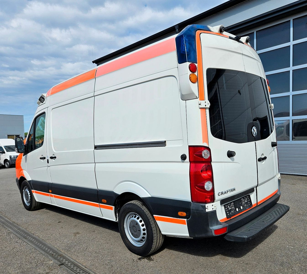 Volkswagen CRAFTER TDI Ambulance RTW L2H2 DLOUHY - Kiirabiauto: pilt 3 Volkswagen CRAFTER TDI Ambulance RTW L2H2 DLOUHY - Kiirabiauto: pilt 3