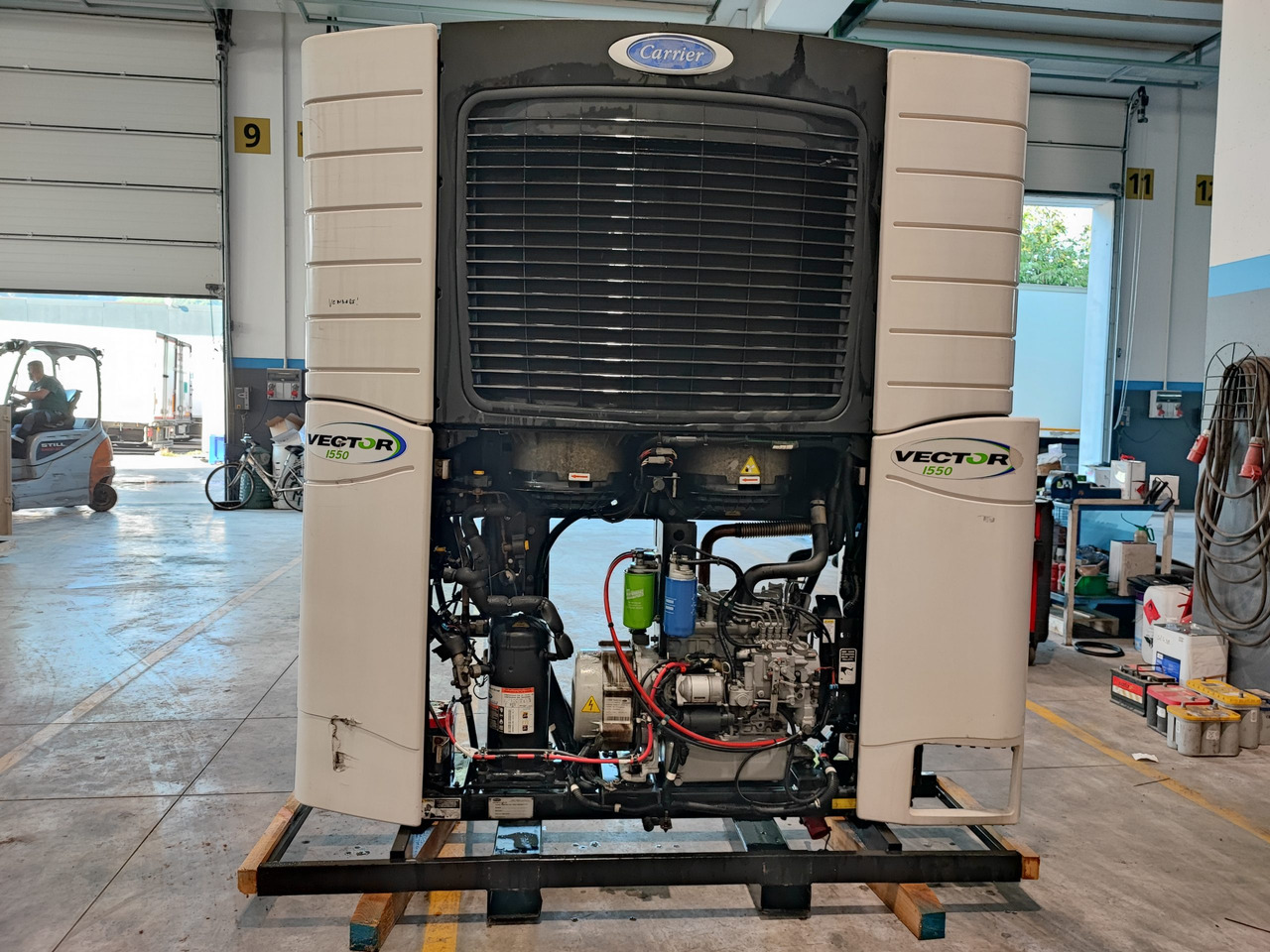 Motore Frigo Carrier Vector 1550 - Külmutusseade: pilt 1 Motore Frigo Carrier Vector 1550 - Külmutusseade: pilt 1