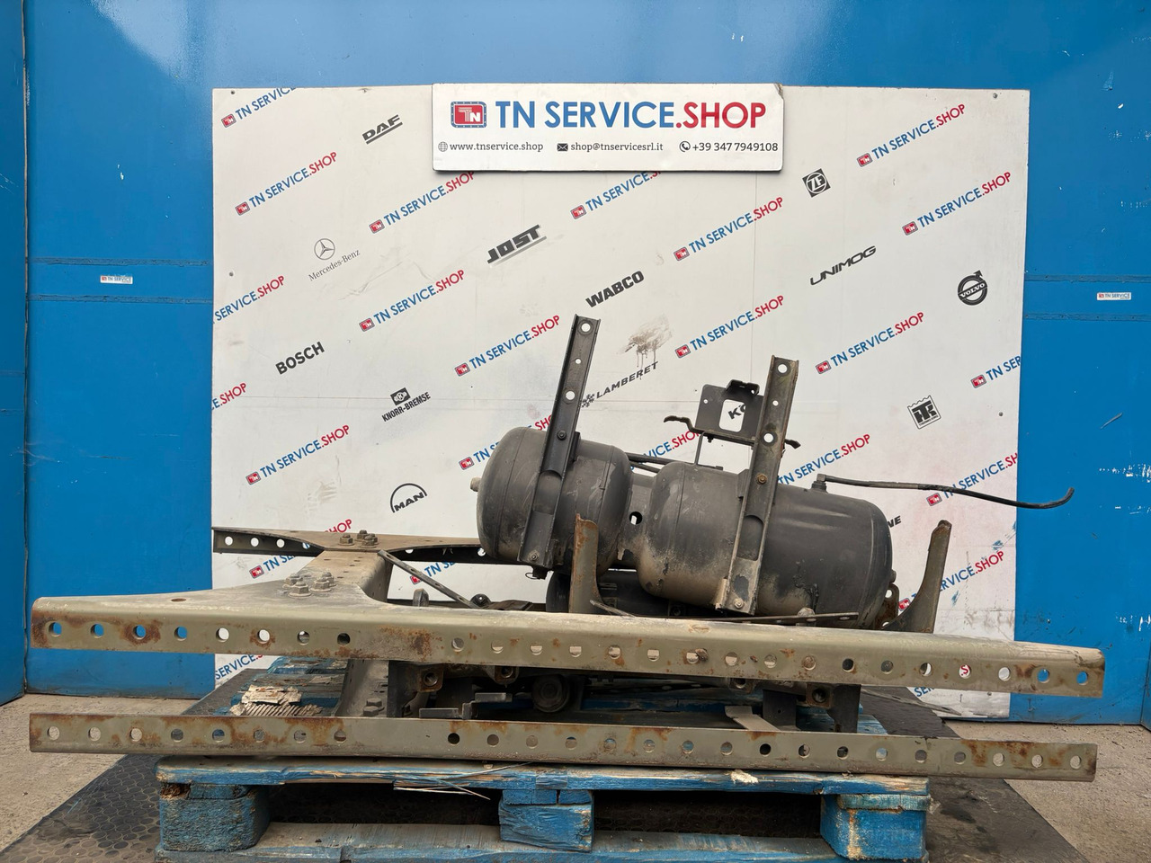 Serbatoio Aria, barra accoppiamento, differenziale DAF - Diferentsiaalvarustus - Veoauto: pilt 1 Serbatoio Aria, barra accoppiamento, differenziale DAF - Diferentsiaalvarustus - Veoauto: pilt 1