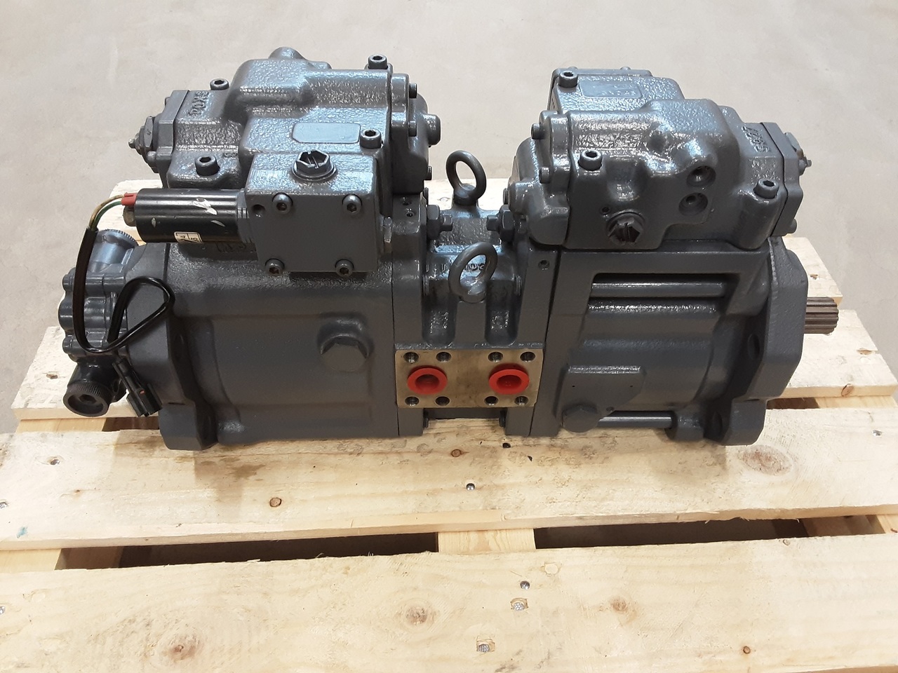 Kawasaki K5V80DT-1PDR-9N0Y-ZV - Hüdrauliline pump - Lintekskavaator: pilt 3 Kawasaki K5V80DT-1PDR-9N0Y-ZV - Hüdrauliline pump - Lintekskavaator: pilt 3