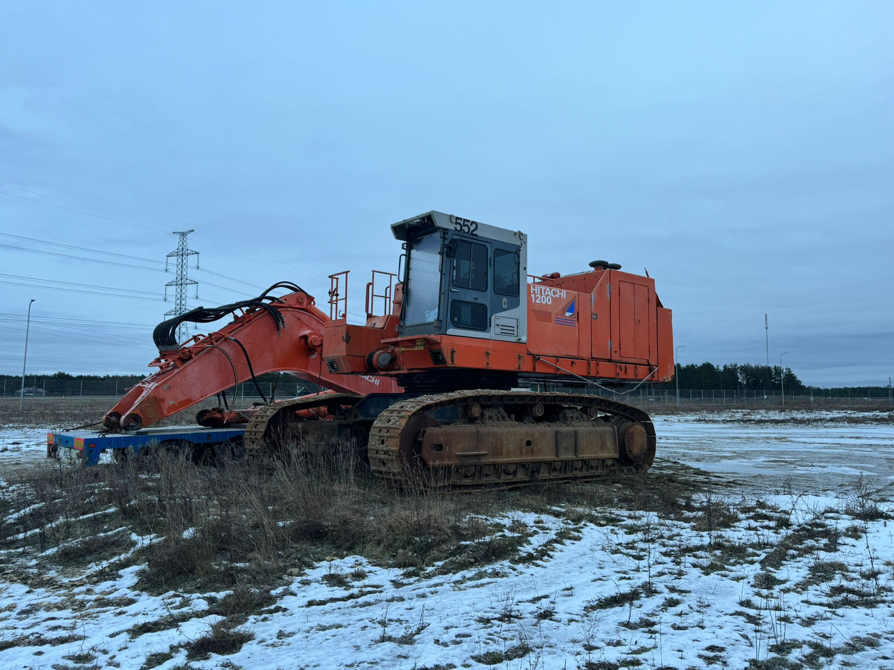 Hitachi EX1200-5D - Lintekskavaator: pilt 1 Hitachi EX1200-5D - Lintekskavaator: pilt 1