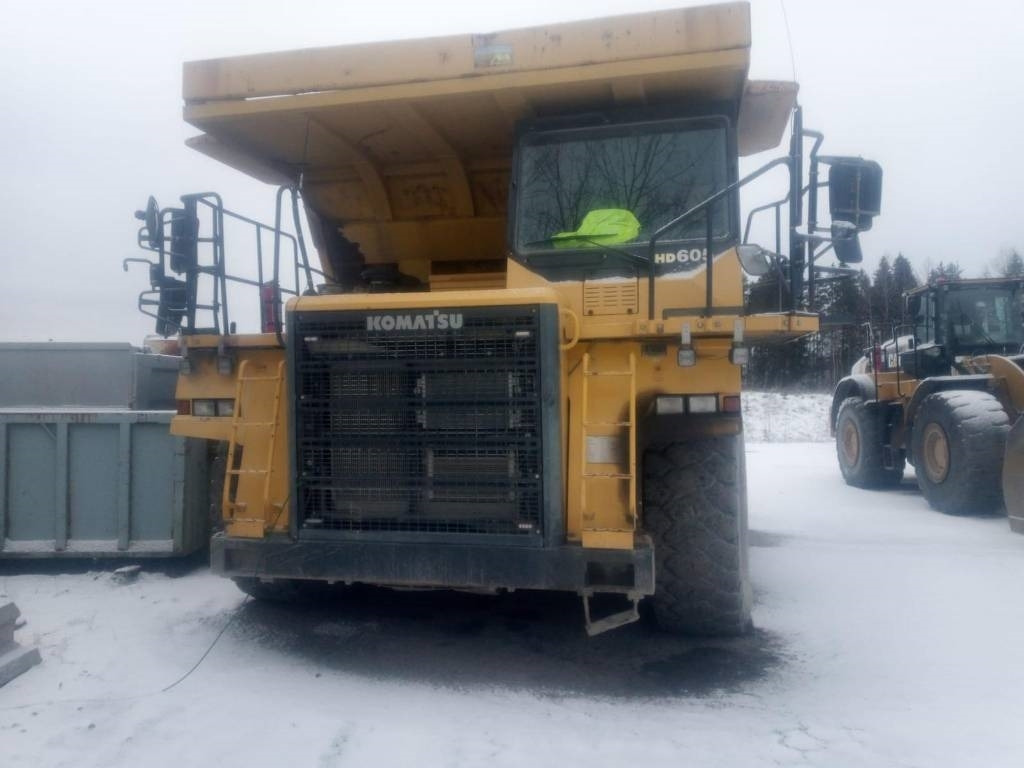 Komatsu HD605-7 - Kastiga kallur/ Kiviveoauto: pilt 1 Komatsu HD605-7 - Kastiga kallur/ Kiviveoauto: pilt 1
