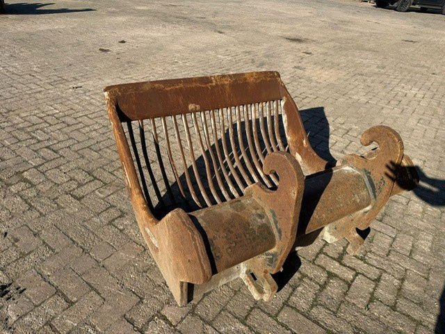 Beco Puinbak CW30 1300mm Skeleton Bucket - Sorteerimiskopp - Ehitusmasinad: pilt 1 Beco Puinbak CW30 1300mm Skeleton Bucket - Sorteerimiskopp - Ehitusmasinad: pilt 1