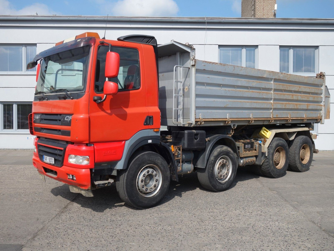 DAF CF85.410 8x4 mit Meiller - Kallurauto: pilt 2 DAF CF85.410 8x4 mit Meiller - Kallurauto: pilt 2
