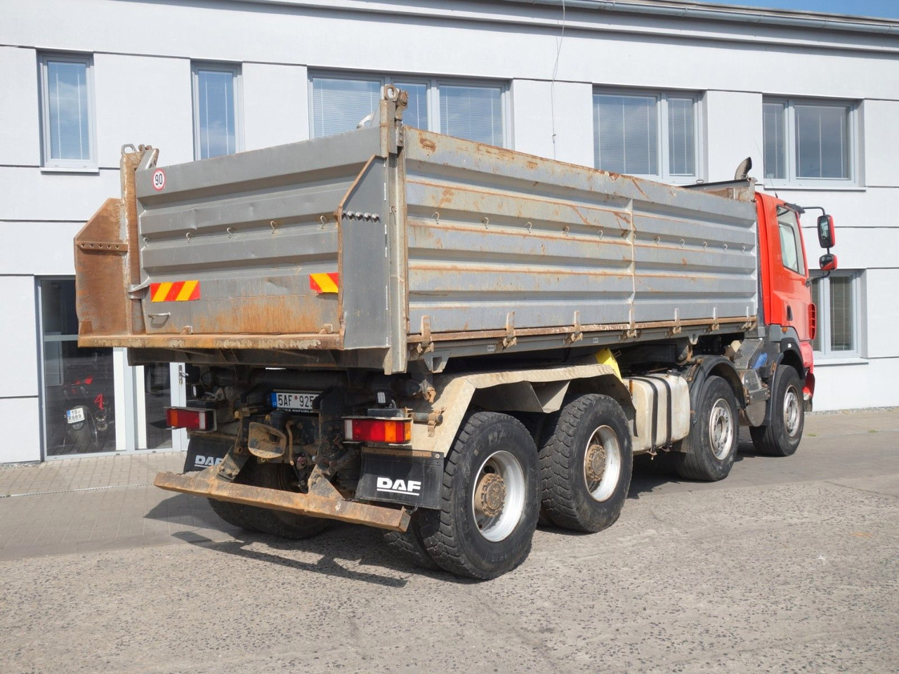 DAF CF85.410 8x4 mit Meiller - Kallurauto: pilt 5 DAF CF85.410 8x4 mit Meiller - Kallurauto: pilt 5