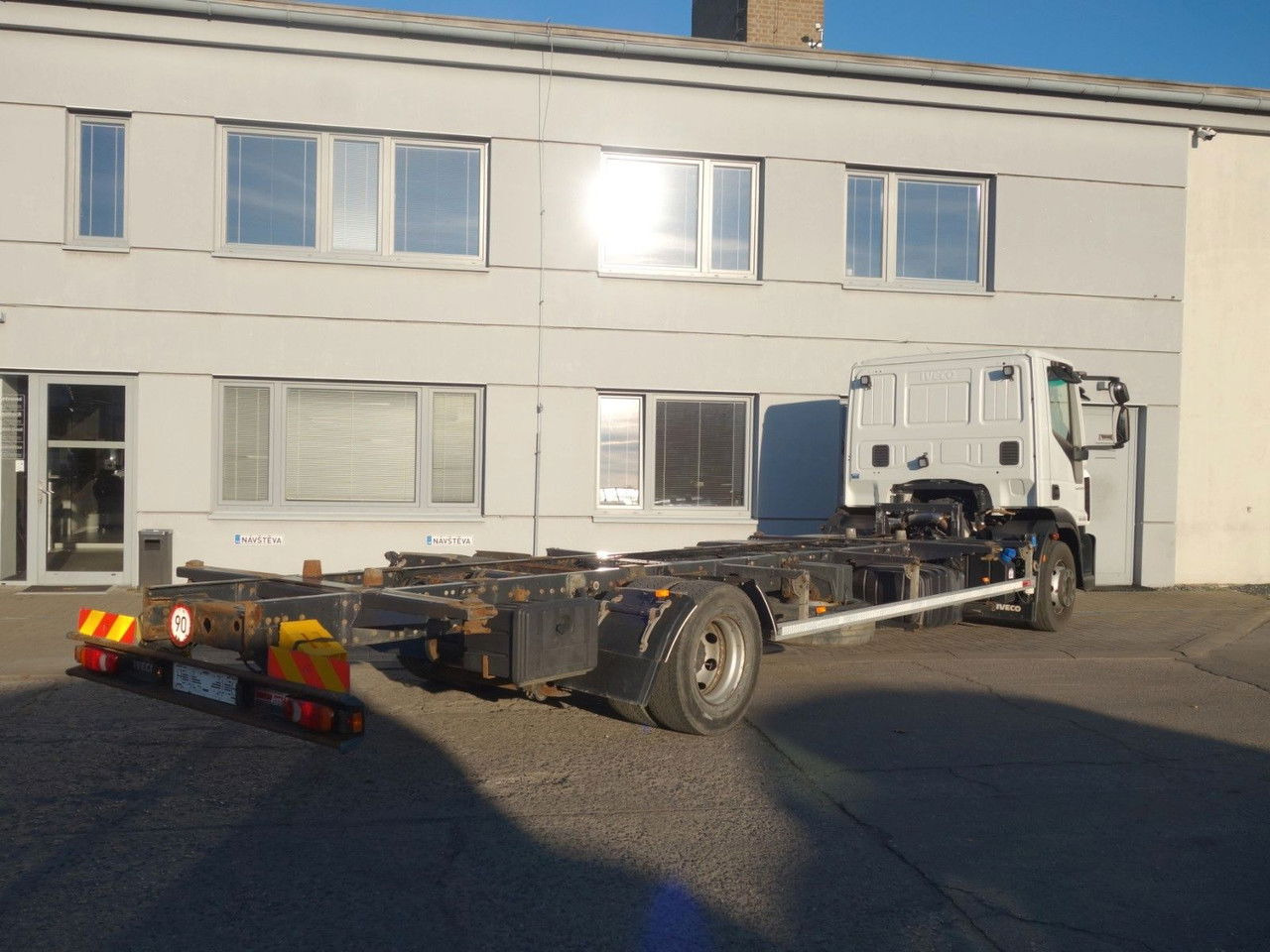 Iveco EuroCargo 150 150E 250 Wechselfahrgestel, BDFl - Konteinerveduk/ Tõstukiga veoauto: pilt 3 Iveco EuroCargo 150 150E 250 Wechselfahrgestel, BDFl - Konteinerveduk/ Tõstukiga veoauto: pilt 3