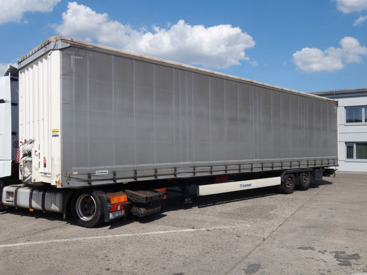 Krone SD Mega 2 Achse, 1 Liftachse, XL SD Mega 2 Achse, 1 Liftachse, XL - Tentpoolhaagis: pilt 3 Krone SD Mega 2 Achse, 1 Liftachse, XL SD Mega 2 Achse, 1 Liftachse, XL - Tentpoolhaagis: pilt 3