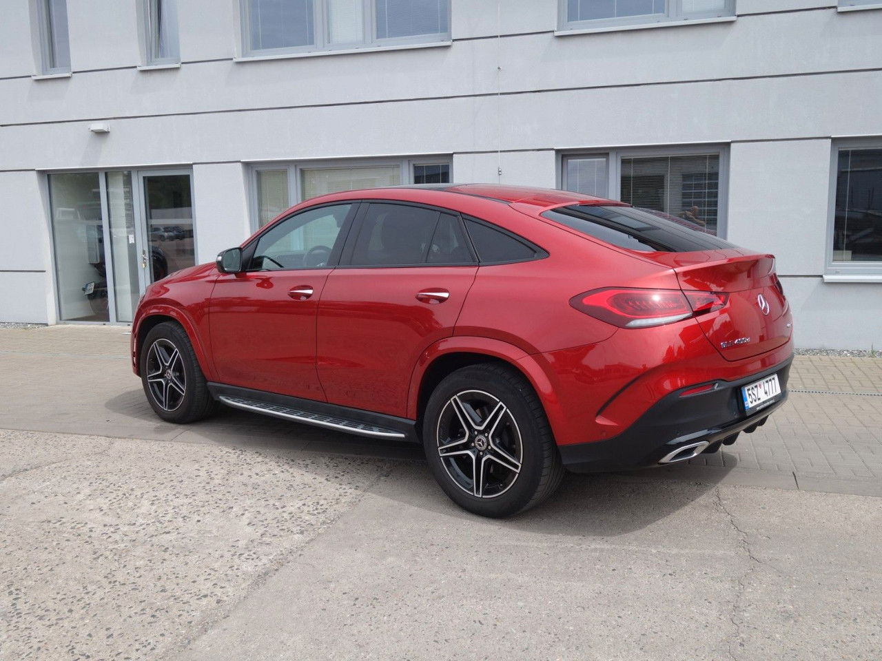 Mercedes-Benz GLE-klasse 400 d 4Matic Coupe Pano - Kupee: pilt 4 Mercedes-Benz GLE-klasse 400 d 4Matic Coupe Pano - Kupee: pilt 4
