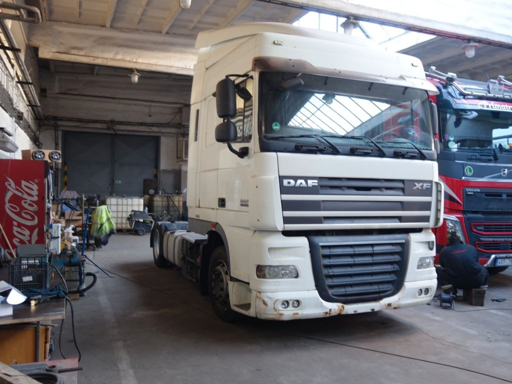 DAF XF 460 SC LD, Motorschaden - Sadulveok: pilt 2 DAF XF 460 SC LD, Motorschaden - Sadulveok: pilt 2