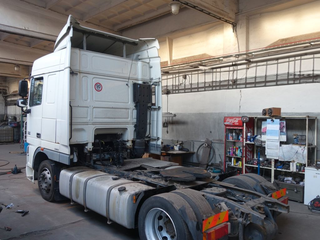 DAF XF 460 SC LD, Motorschaden - Sadulveok: pilt 3 DAF XF 460 SC LD, Motorschaden - Sadulveok: pilt 3