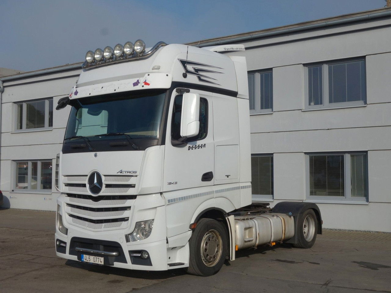 Mercedes-Benz 1845 Lsnrl, Giga Space - Sadulveok: pilt 1 Mercedes-Benz 1845 Lsnrl, Giga Space - Sadulveok: pilt 1