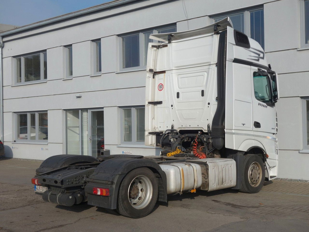 Mercedes-Benz 1845 Lsnrl, Giga Space - Sadulveok: pilt 4 Mercedes-Benz 1845 Lsnrl, Giga Space - Sadulveok: pilt 4