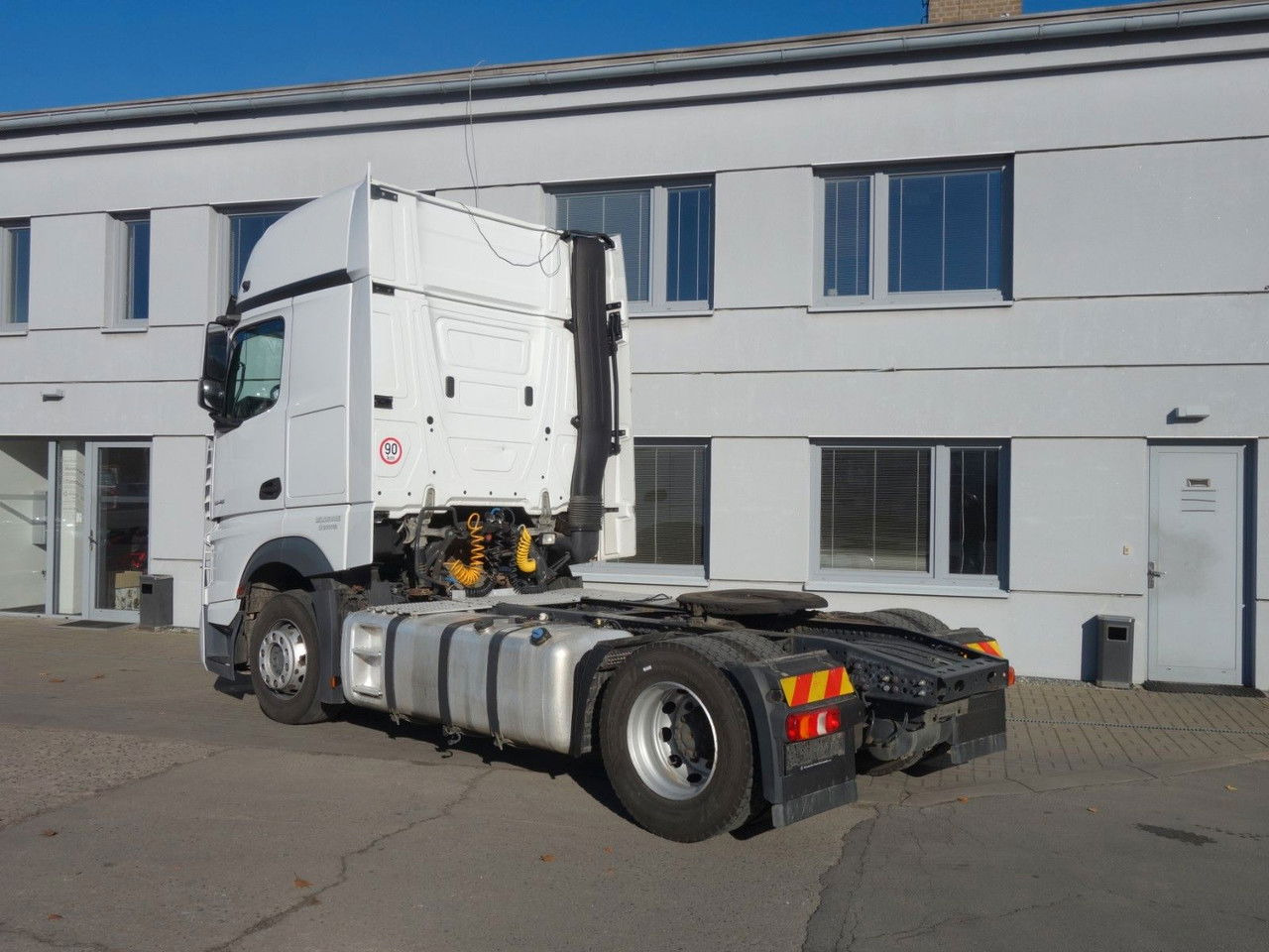 Mercedes-Benz Actros 1848 Giga Space, Standard - Sadulveok: pilt 4 Mercedes-Benz Actros 1848 Giga Space, Standard - Sadulveok: pilt 4