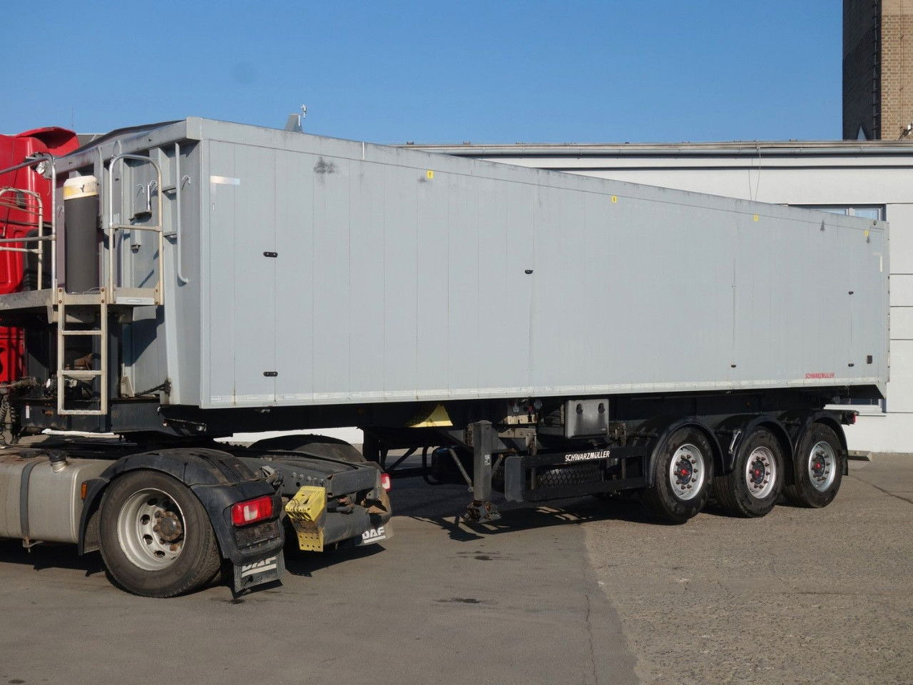 Schwarzmüller Alu Kipper, 50 cm3, Rollplane, Liftachse, SAF - Kallur-poolhaagis: pilt 2 Schwarzmüller Alu Kipper, 50 cm3, Rollplane, Liftachse, SAF - Kallur-poolhaagis: pilt 2