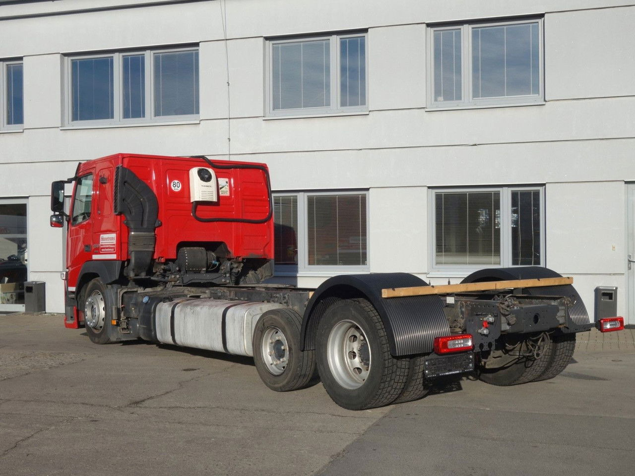 Volvo FM 460 6x2 Fahrgestell für Autotransporter - Kabiinišassiiga veoauto: pilt 4 Volvo FM 460 6x2 Fahrgestell für Autotransporter - Kabiinišassiiga veoauto: pilt 4