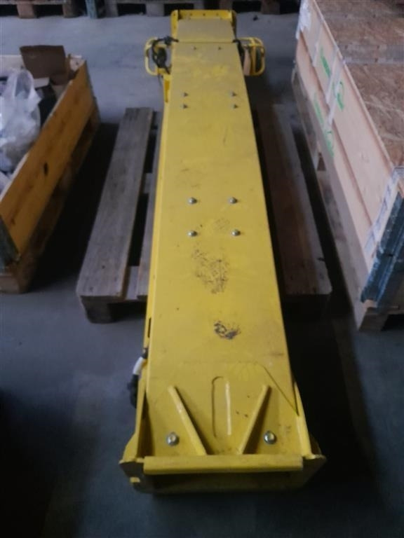 John Deere 8400 Tud - Kaarutusseadmed: pilt 2 John Deere 8400 Tud - Kaarutusseadmed: pilt 2