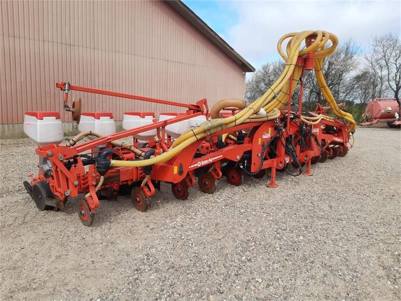 Maschio Gaspardo Manta XL 12 rk med PA1 fronttank - Külvimasin: pilt 5 Maschio Gaspardo Manta XL 12 rk med PA1 fronttank - Külvimasin: pilt 5