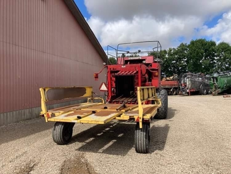 Massey Ferguson LB190 Fieldstar *** m. parkland ballevogn *** - Heinapress, kandiline: pilt 4 Massey Ferguson LB190 Fieldstar *** m. parkland ballevogn *** - Heinapress, kandiline: pilt 4