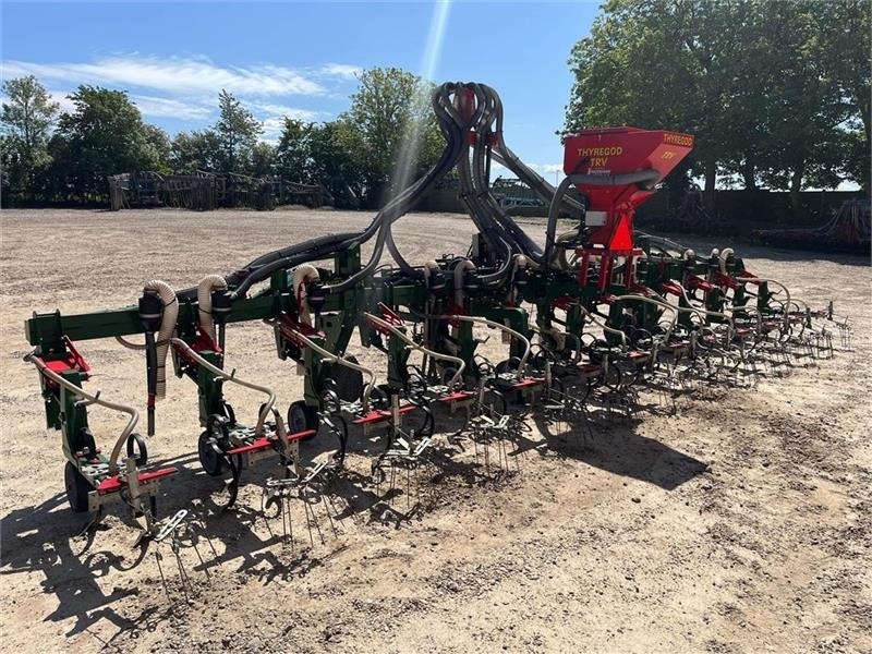 Maaharimisseadmed Thyregod TRV 12 ***med kamera***: pilt 8 Maaharimisseadmed Thyregod TRV 12 ***med kamera***: pilt 8