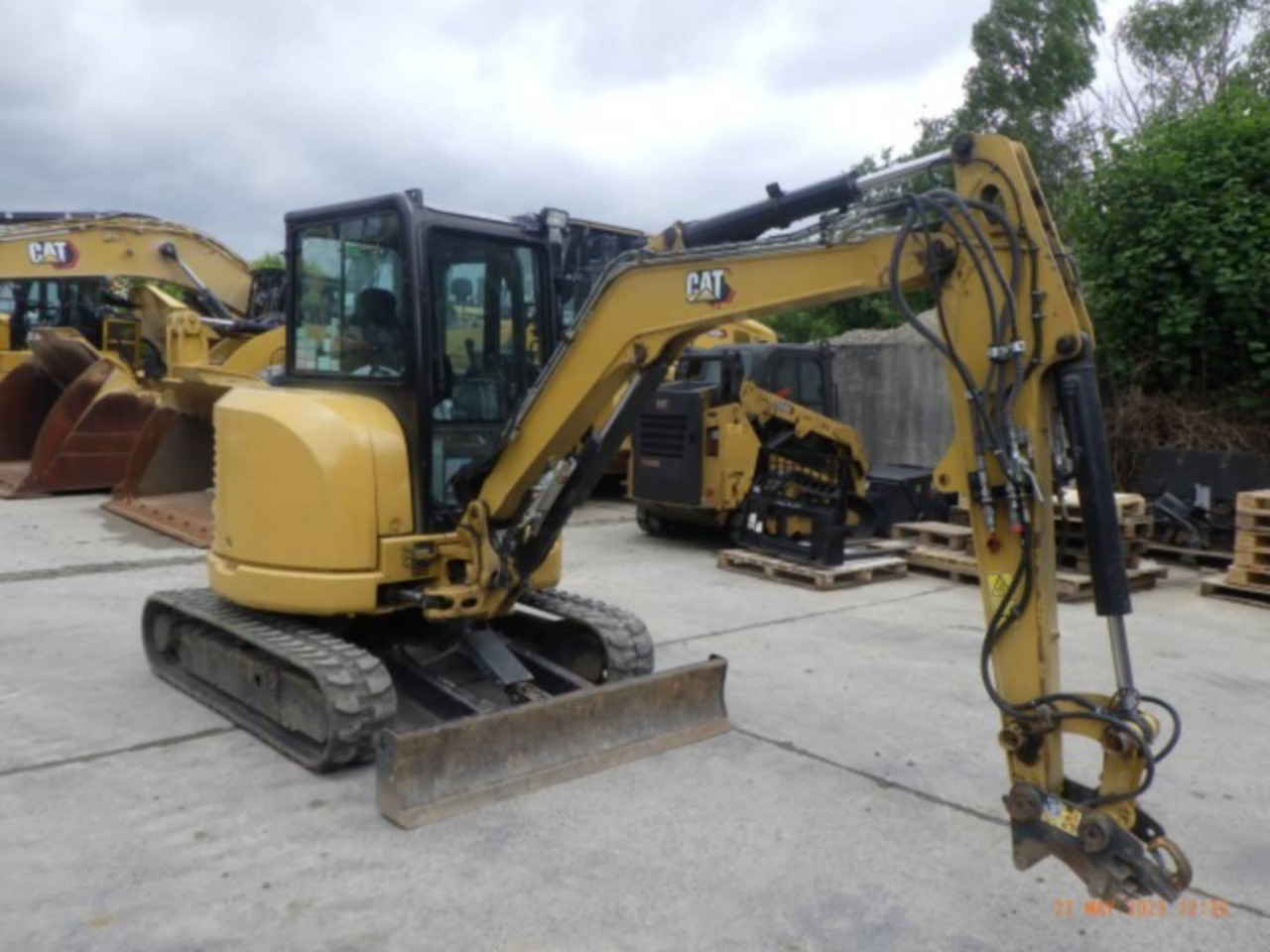 CAT 303.5E2CR - Lintekskavaator: pilt 2 CAT 303.5E2CR - Lintekskavaator: pilt 2