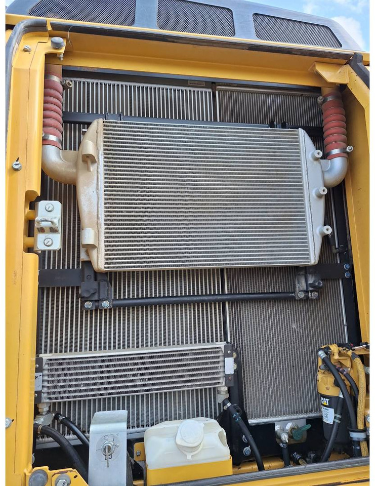 Lintekskavaator CAT 329ELN: pilt 16 Lintekskavaator CAT 329ELN: pilt 16