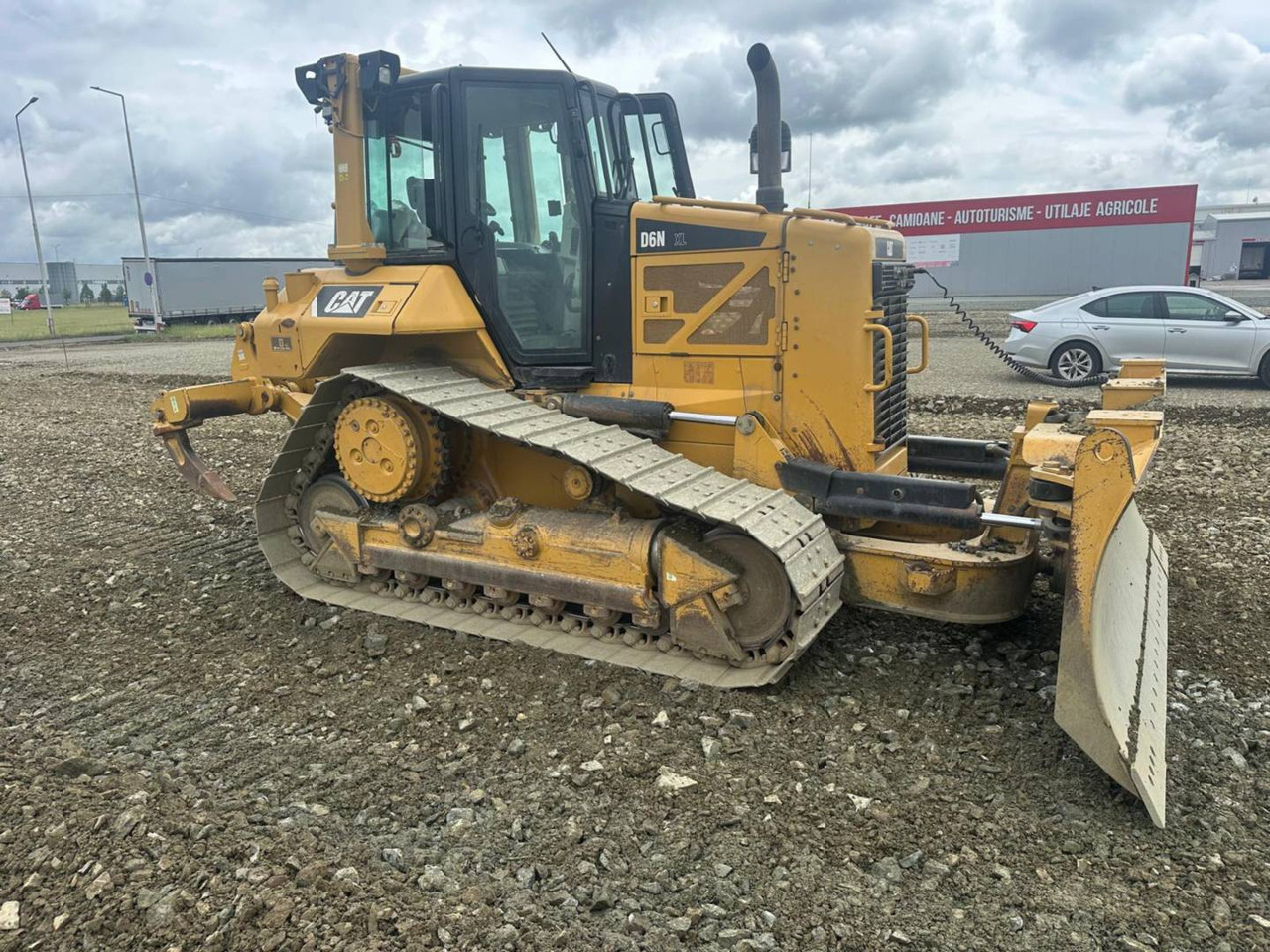 CAT D6NXL - Buldooser: pilt 2 CAT D6NXL - Buldooser: pilt 2