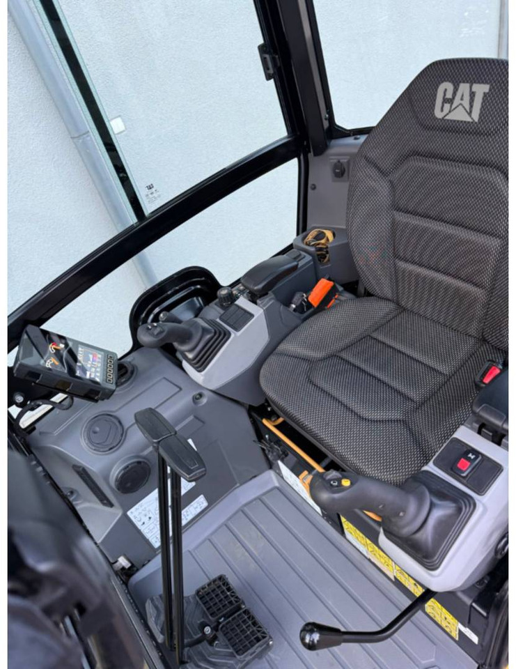 CAT 301.8 - Lintekskavaator: pilt 4 CAT 301.8 - Lintekskavaator: pilt 4
