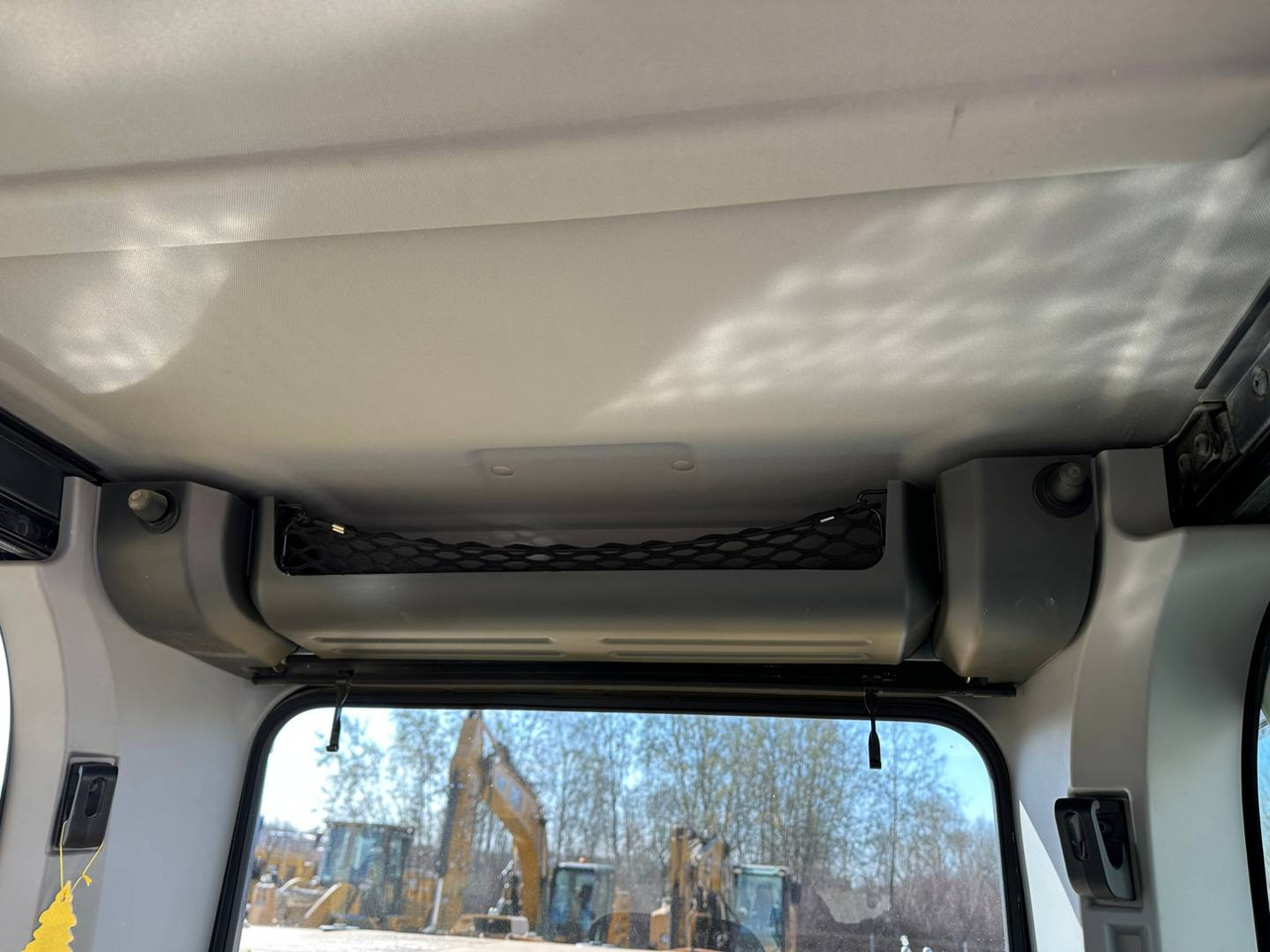 Lintekskavaator CAT 323: pilt 13