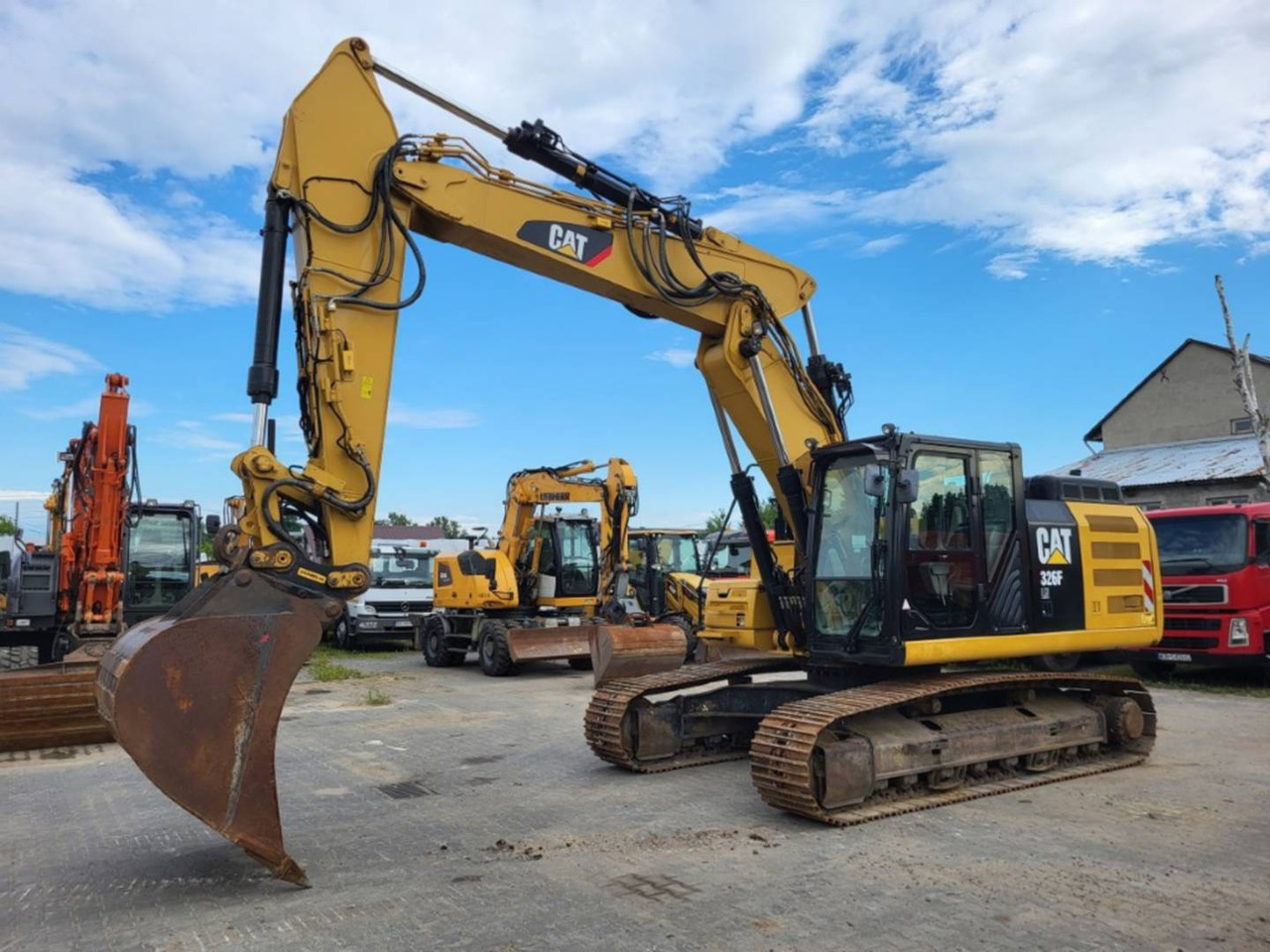 CAT 326FLN - Lintekskavaator: pilt 1 CAT 326FLN - Lintekskavaator: pilt 1