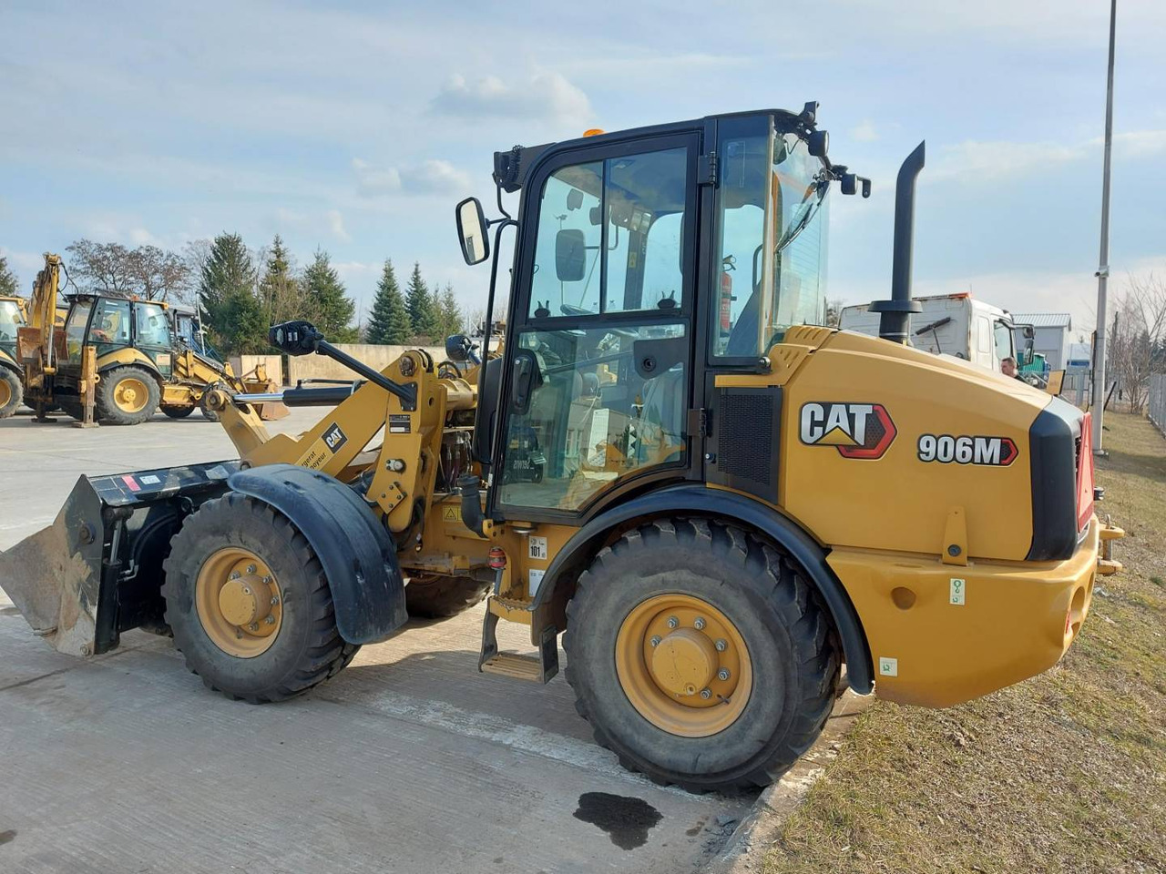 CAT 906M - Rataslaadur: pilt 4 CAT 906M - Rataslaadur: pilt 4