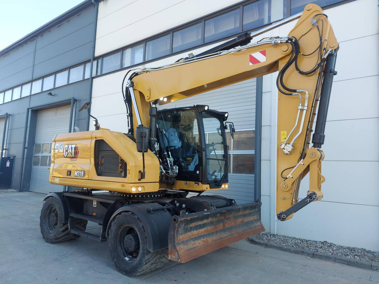 CAT M 318 - Ratastel ekskavaator: pilt 2 CAT M 318 - Ratastel ekskavaator: pilt 2