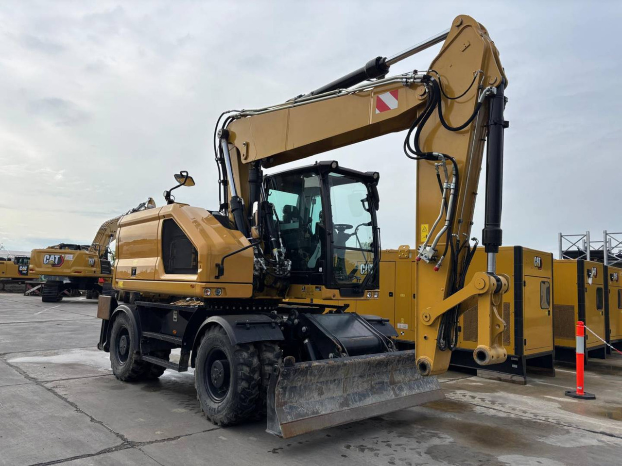 CAT M318 - Ratastel ekskavaator: pilt 2 CAT M318 - Ratastel ekskavaator: pilt 2