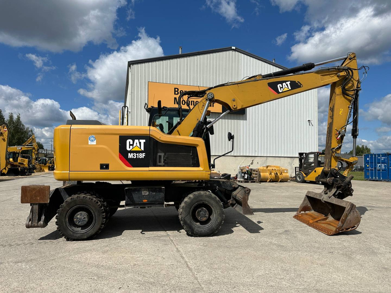 Ratastel ekskavaator CAT M318F: pilt 11 Ratastel ekskavaator CAT M318F: pilt 11