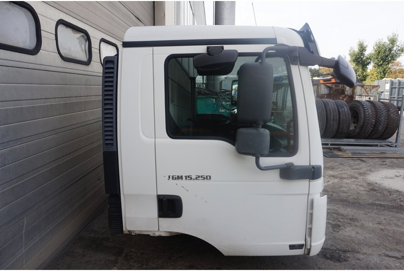 MAN F99L10 TGM 6 CYL 81.60000-7786 - Kabiin ja interjöör - Veoauto: pilt 2 MAN F99L10 TGM 6 CYL 81.60000-7786 - Kabiin ja interjöör - Veoauto: pilt 2