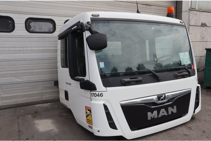 MAN F99L17 TGS EURO6 - Kabiin ja interjöör - Veoauto: pilt 3 MAN F99L17 TGS EURO6 - Kabiin ja interjöör - Veoauto: pilt 3