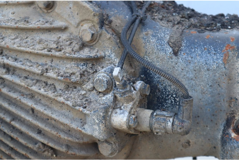 MAN HP-1352-09 26/24 X 4.00 - Tagatelg - Veoauto: pilt 3 MAN HP-1352-09 26/24 X 4.00 - Tagatelg - Veoauto: pilt 3