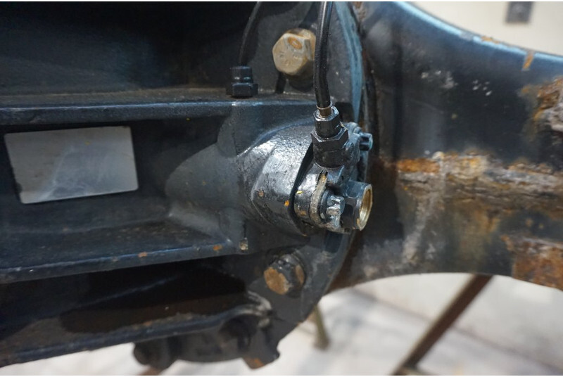 MAN HY-1350-12 38/15 - Tagatelg - Veoauto: pilt 3 MAN HY-1350-12 38/15 - Tagatelg - Veoauto: pilt 3