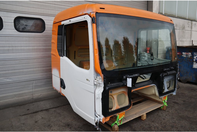 MAN MAN TGS EURO6 NN CABINE - Kabiin ja interjöör - Veoauto: pilt 3 MAN MAN TGS EURO6 NN CABINE - Kabiin ja interjöör - Veoauto: pilt 3