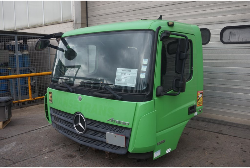 Mercedes-Benz ATEGO MP4 4CYL - Kabiin ja interjöör - Veoauto: pilt 3 Mercedes-Benz ATEGO MP4 4CYL - Kabiin ja interjöör - Veoauto: pilt 3