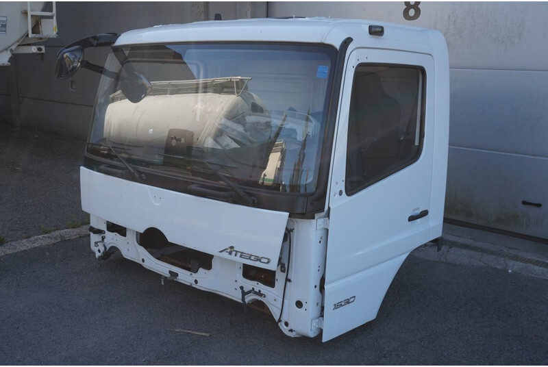 Mercedes-Benz ATEGO MP4 NEW 967820 - Kabiin ja interjöör - Veoauto: pilt 3 Mercedes-Benz ATEGO MP4 NEW 967820 - Kabiin ja interjöör - Veoauto: pilt 3
