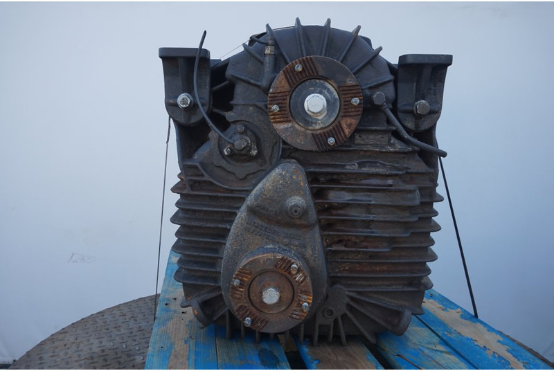 Mercedes-Benz VG2400/3W 75085100028087 - Käigukast - Veoauto: pilt 2 Mercedes-Benz VG2400/3W 75085100028087 - Käigukast - Veoauto: pilt 2