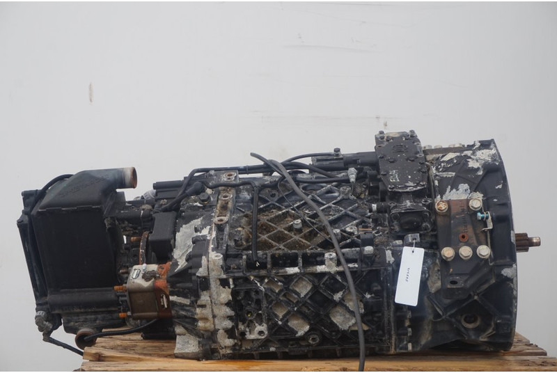 ZF 16S151OD+INT F2000 81.32003-6402 - Käigukast - Veoauto: pilt 3 ZF 16S151OD+INT F2000 81.32003-6402 - Käigukast - Veoauto: pilt 3