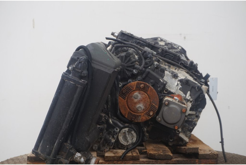 ZF 16S151OD+INT F2000 81.32003-6402 - Käigukast - Veoauto: pilt 4 ZF 16S151OD+INT F2000 81.32003-6402 - Käigukast - Veoauto: pilt 4