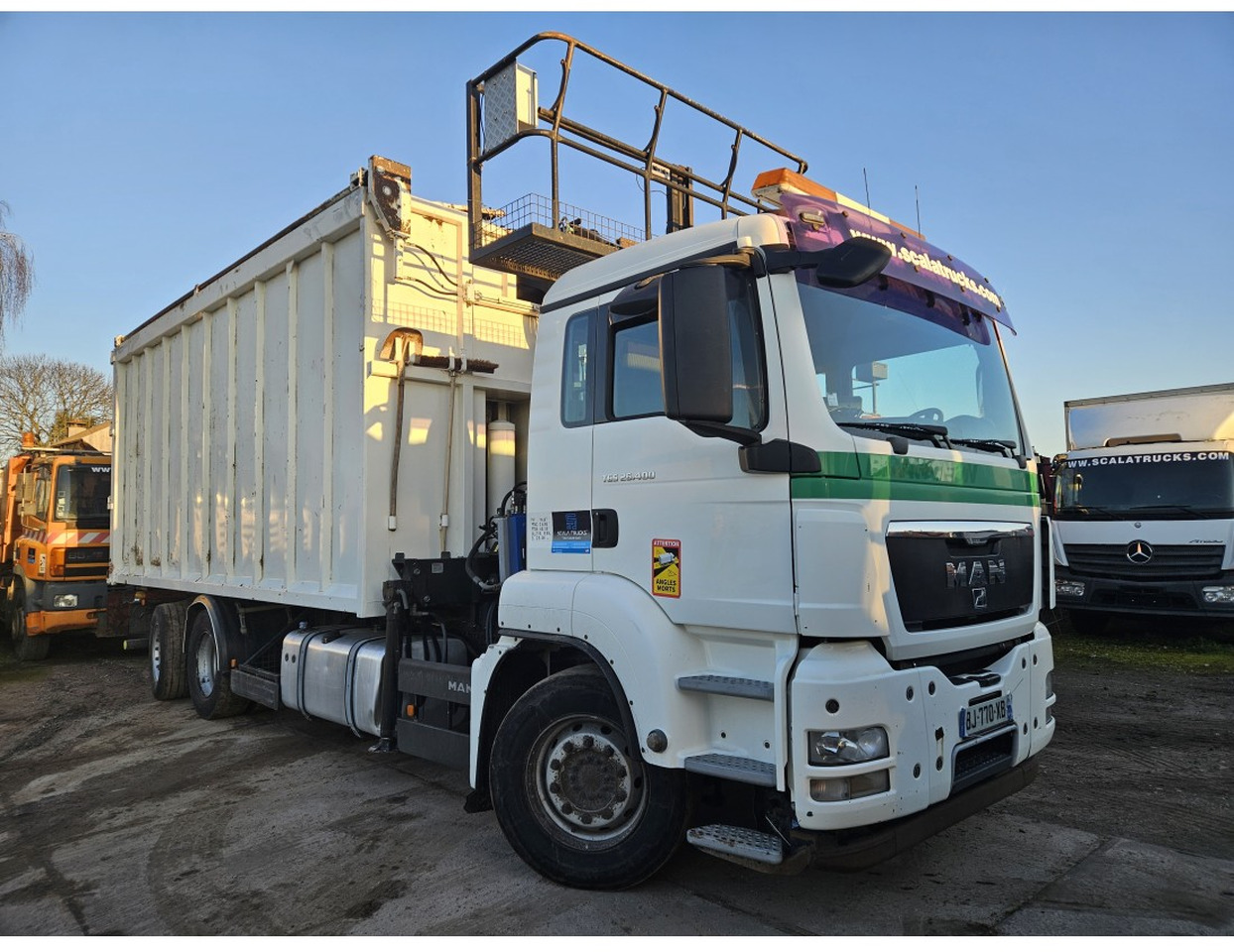MAN TGS 26.400 6x2 steering axle lenk Tipper Crane Jonsered 1320 Z - Kallurauto, Kraanaga veoauto: pilt 3 MAN TGS 26.400 6x2 steering axle lenk Tipper Crane Jonsered 1320 Z - Kallurauto, Kraanaga veoauto: pilt 3