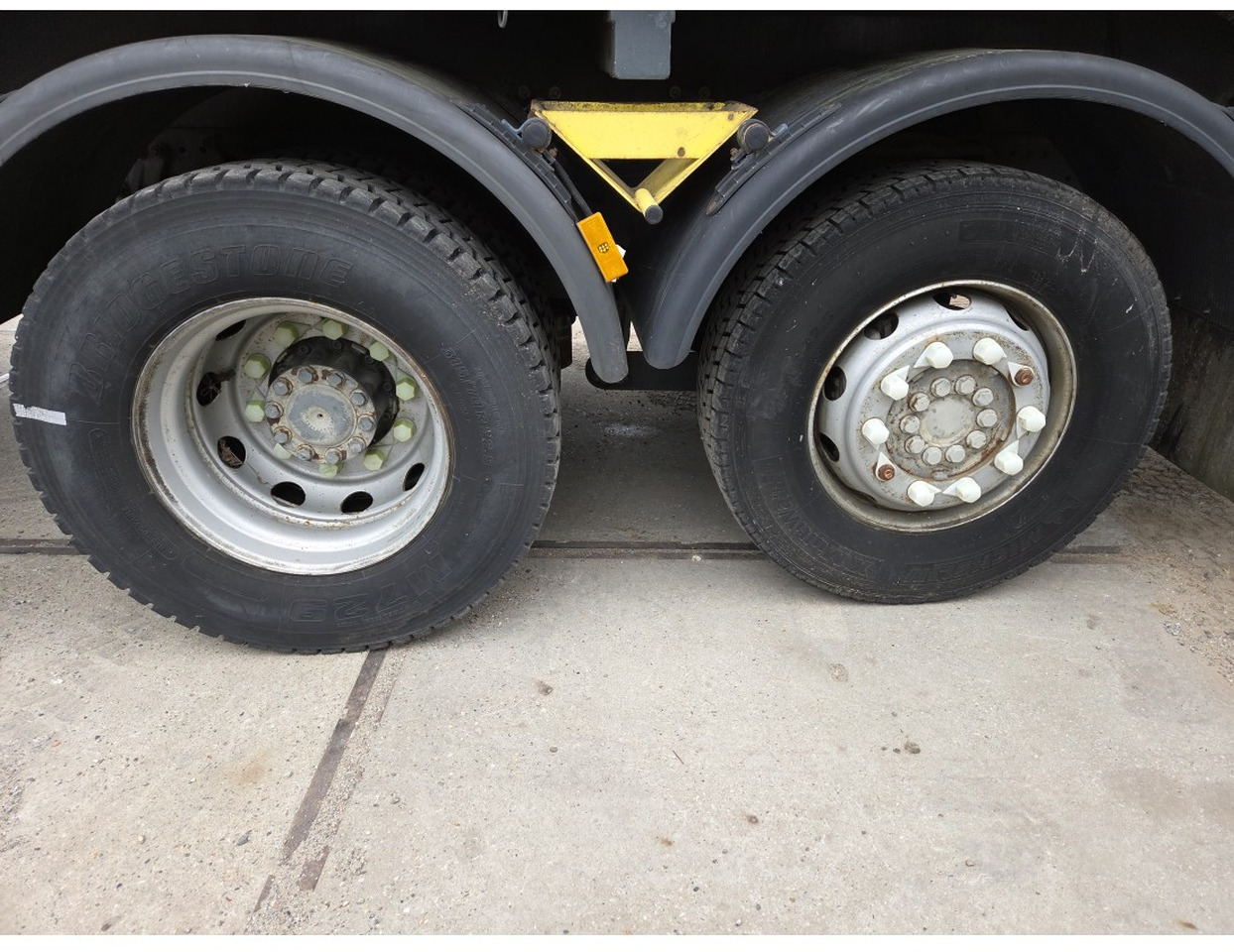 MERCEDES AXOR 2533 6X2 CHASSIS LOW MILEAGE - Kabiinišassiiga veoauto, Lumekoristusmasina: pilt 5 MERCEDES AXOR 2533 6X2 CHASSIS LOW MILEAGE - Kabiinišassiiga veoauto, Lumekoristusmasina: pilt 5