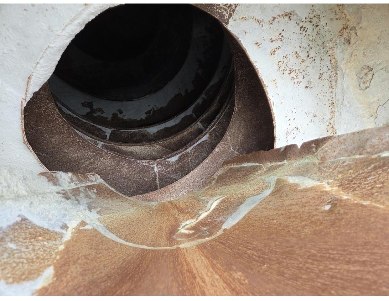 Renault C430 8X4 CONCRETE MIXER MANUAL GEARBOX - Autobetoonisegisti: pilt 5 Renault C430 8X4 CONCRETE MIXER MANUAL GEARBOX - Autobetoonisegisti: pilt 5