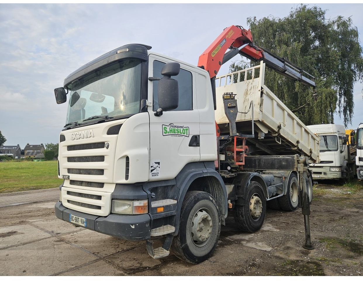 Scania R420 8x4 Tipper Crane Palfinger 23500 - Kallurauto, Kraanaga veoauto: pilt 1 Scania R420 8x4 Tipper Crane Palfinger 23500 - Kallurauto, Kraanaga veoauto: pilt 1