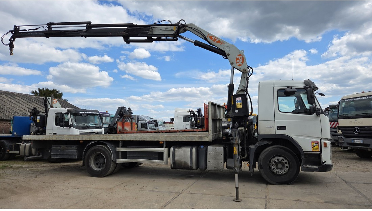 VOLVO FM 330 FLATBED 4X2 PM 17 LC 17 TON - Madelveok/ Platvormveok, Kraanaga veoauto: pilt 3 VOLVO FM 330 FLATBED 4X2 PM 17 LC 17 TON - Madelveok/ Platvormveok, Kraanaga veoauto: pilt 3